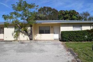 800 Kanner Drive, Fort Pierce, FL 34982 — photo 1 of 6