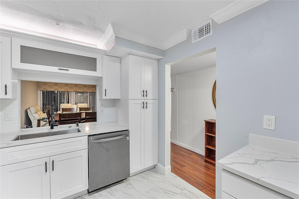 3955 N Nob Hill Road 404, Sunrise, FL 33351 — photo 10 of 14