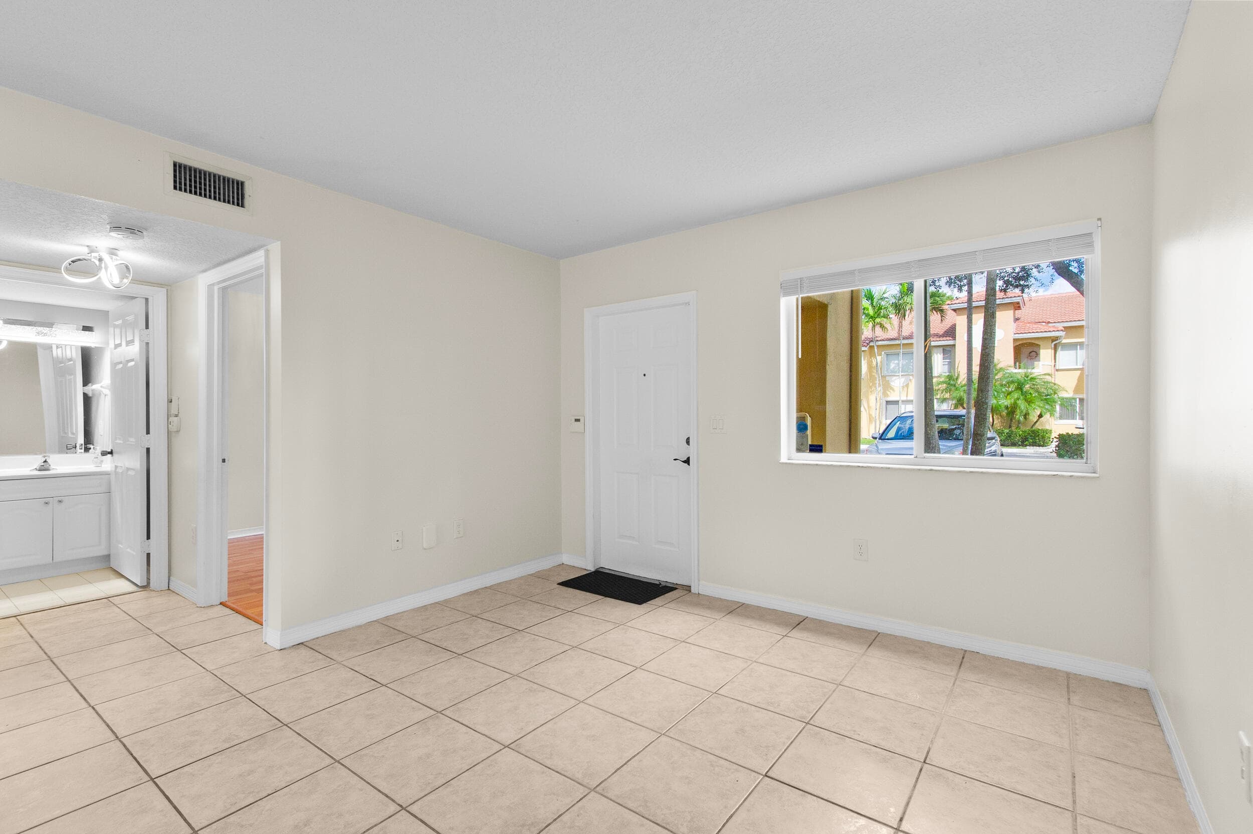 7850 NW 6th Street 104, Pembroke Pines, FL 33024 — photo 2 of 24