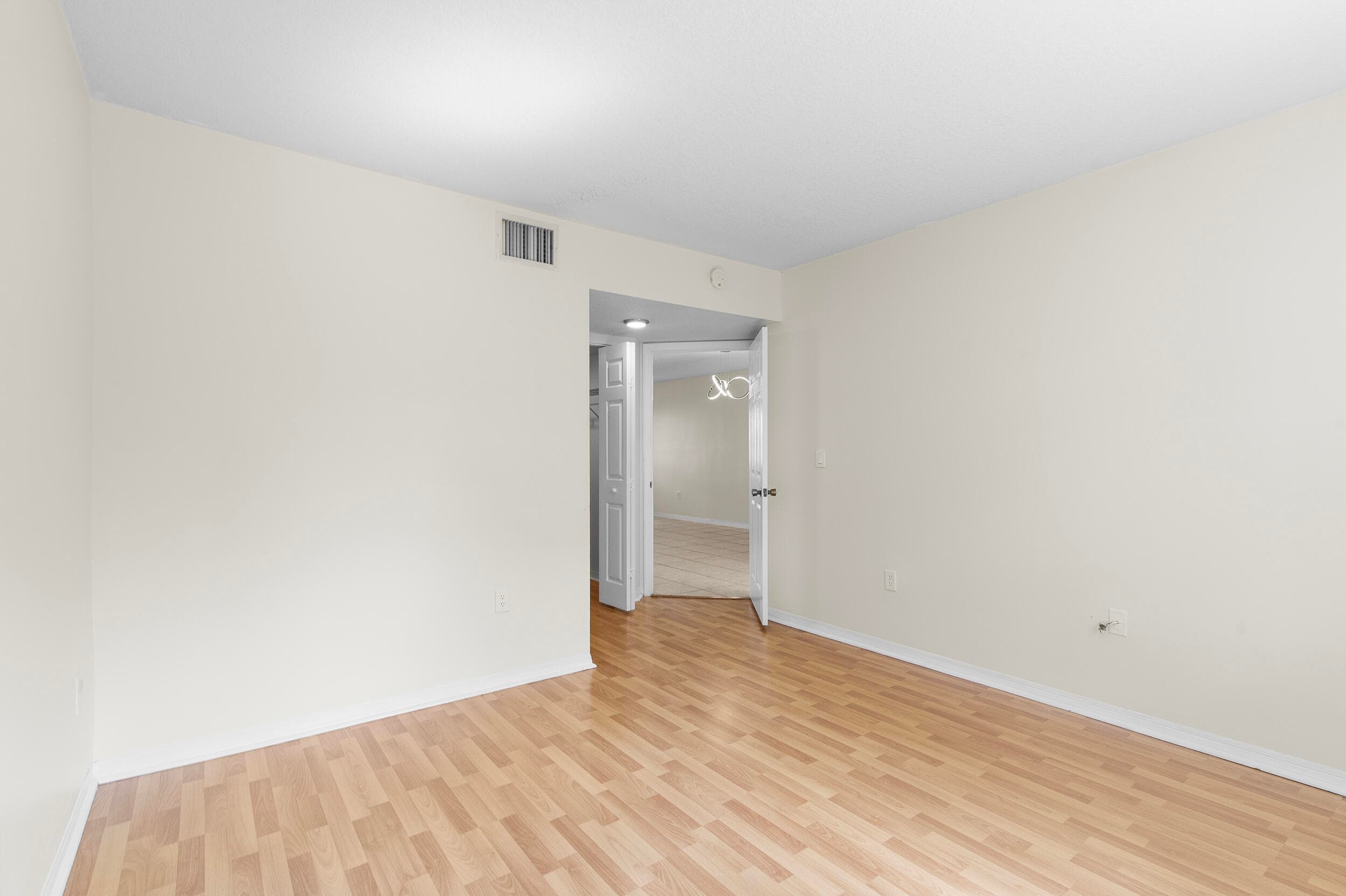 7850 NW 6th Street 104, Pembroke Pines, FL 33024 — photo 11 of 24