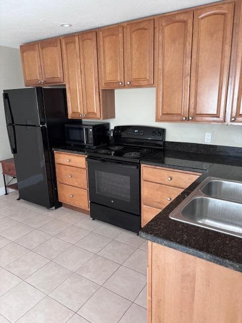 5393 SE 48th Avenue Unit C, Stuart, FL 34997 — photo 2 of 9