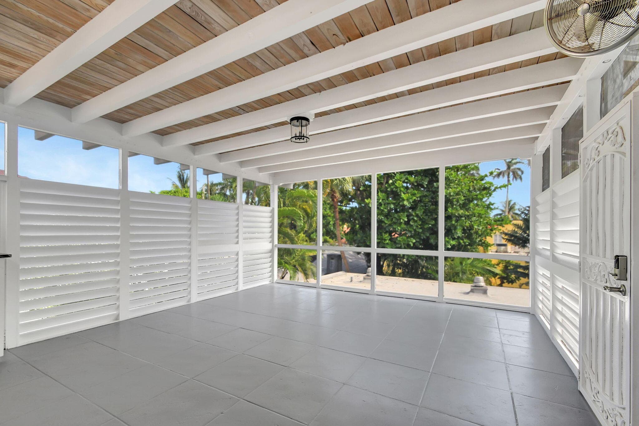 218 Worth Avenue, Palm Beach, FL 33480 — photo 7 of 31