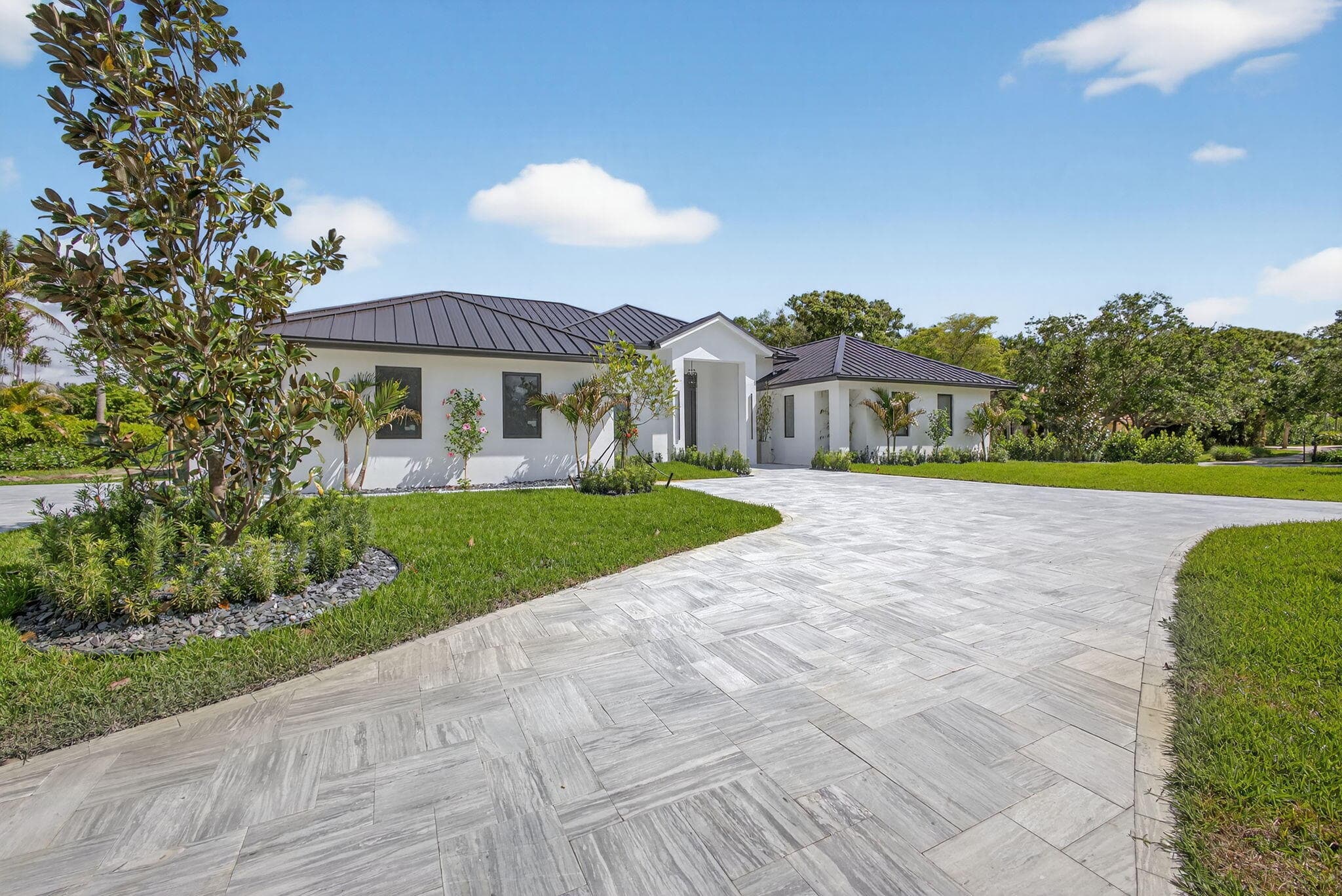 8771 Man O War Road, Palm Beach Gardens, FL 33418 — photo 8 of 61