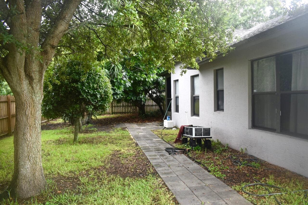 501 SW Bayshore Boulevard, Port St. Lucie, FL 34983 — photo 6 of 16