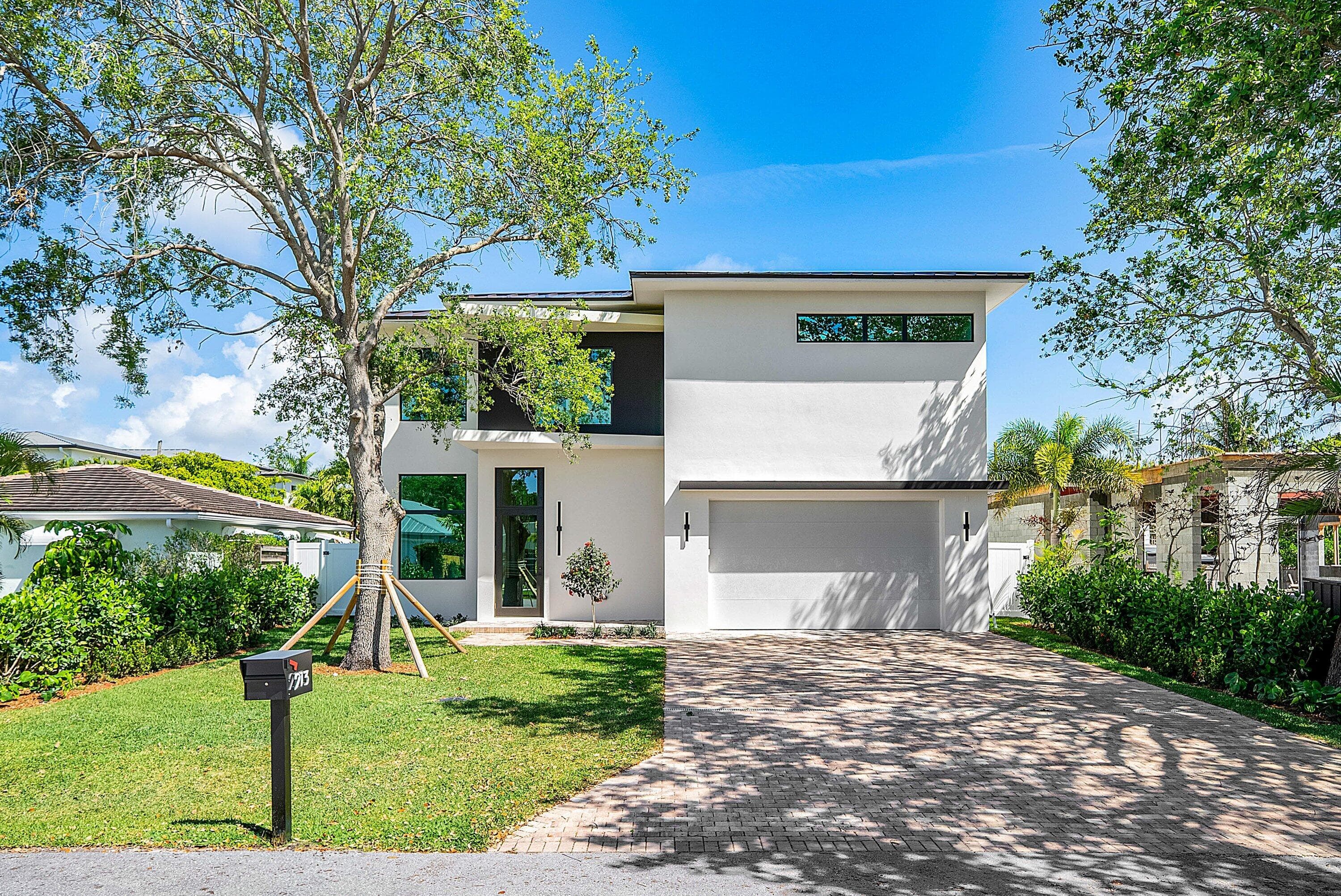 213 NE 9th Street, Delray Beach, FL 33444 — photo 1 of 38