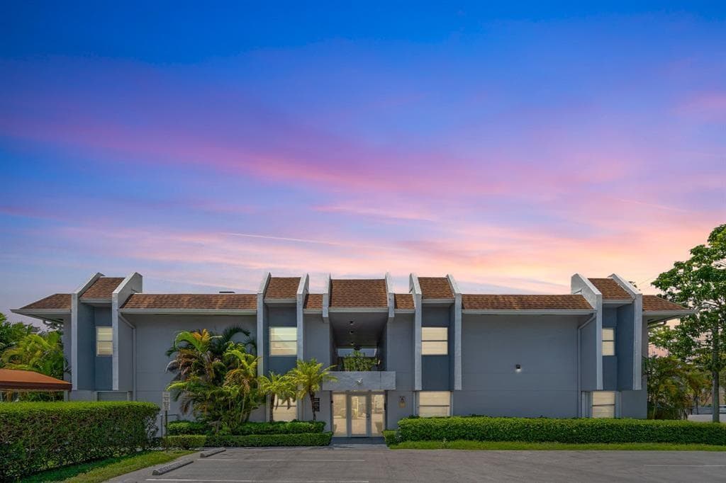 9227 SW 87th Avenue B1, Miami, FL 33176 — photo 1 of 23