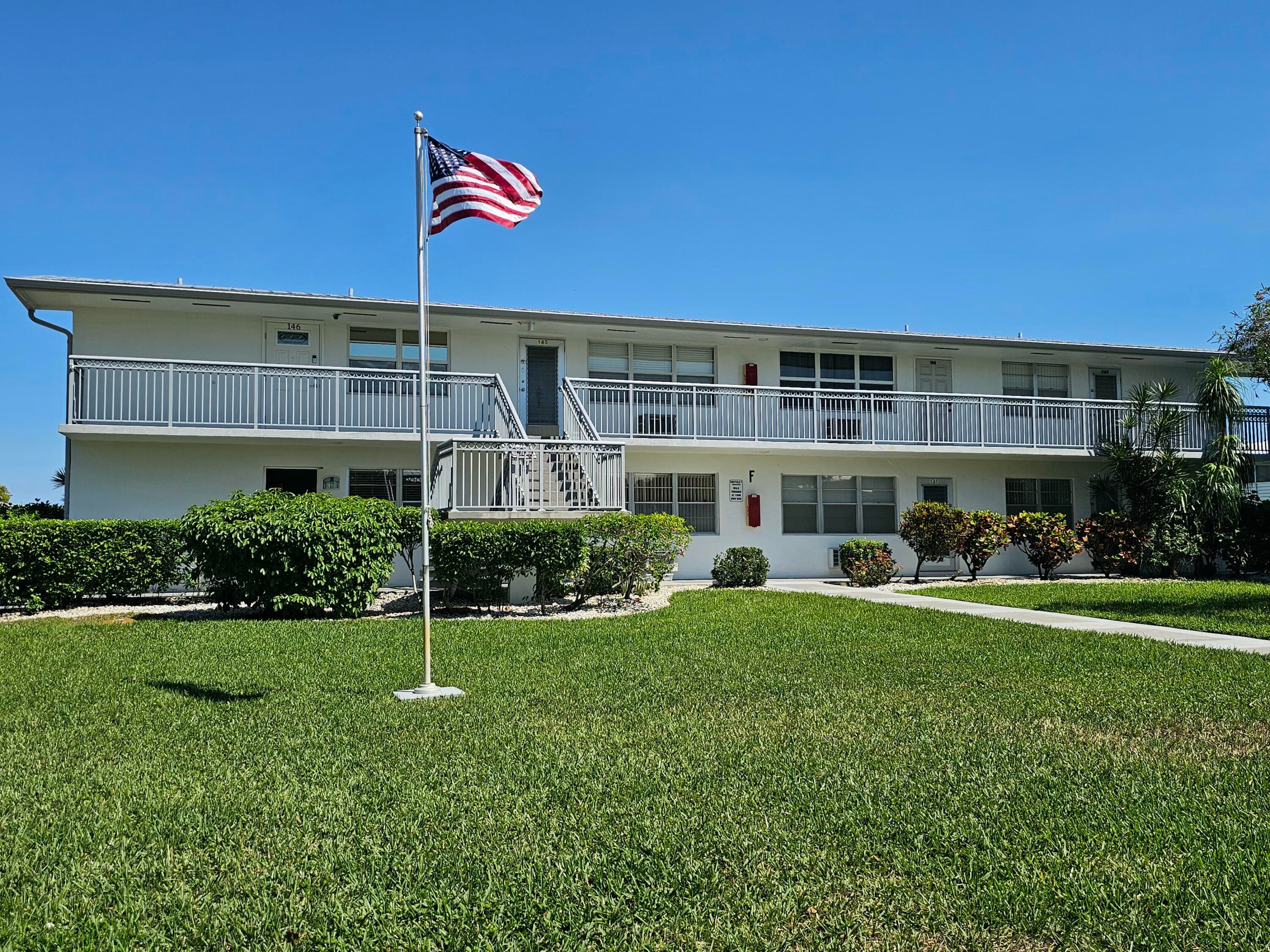 145 Sheffield F, West Palm Beach, FL 33417 — photo