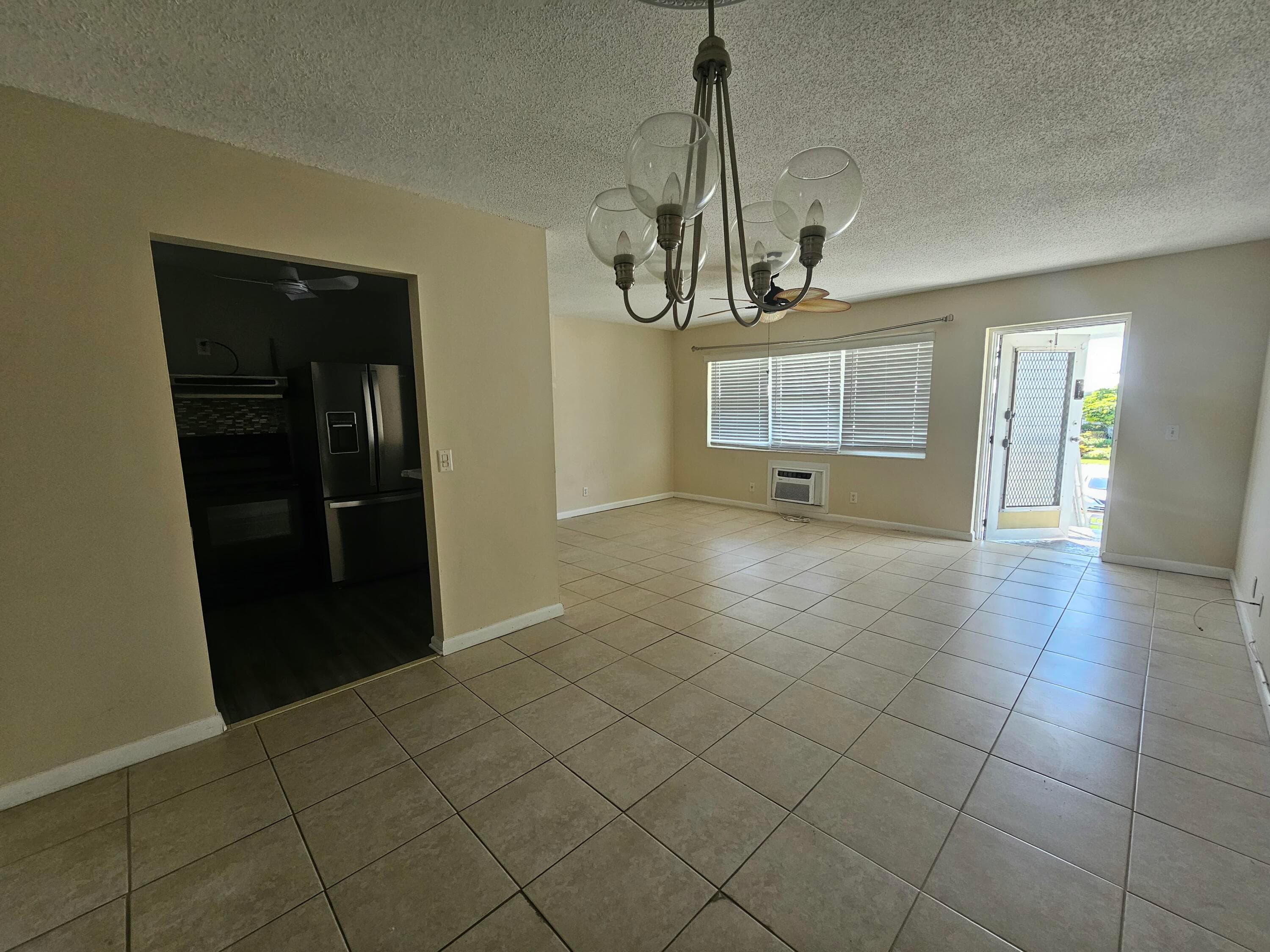 145 Sheffield F, West Palm Beach, FL 33417 — photo 3 of 9