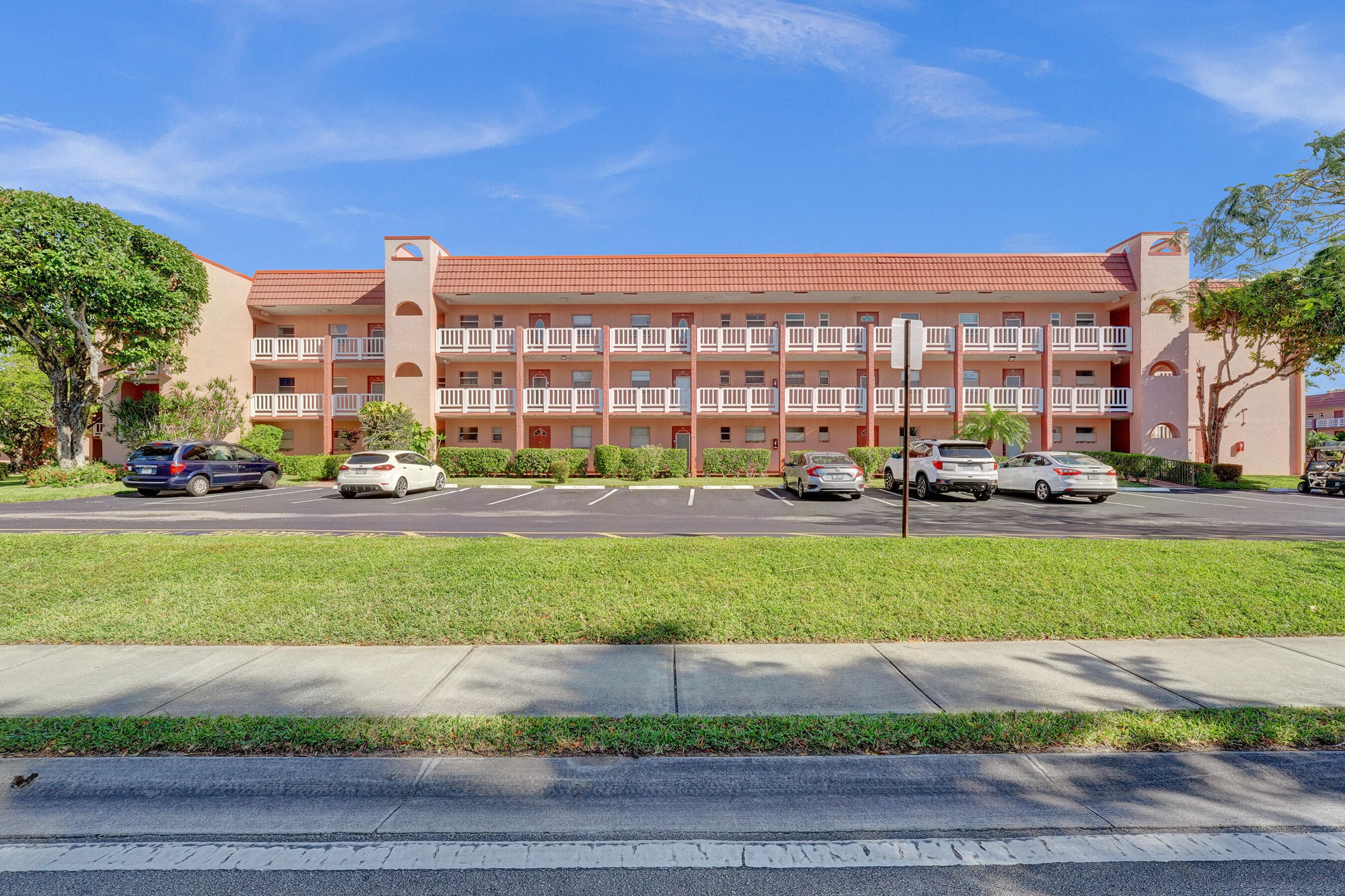 9421 Sunrise Lakes Boulevard 206, Sunrise, FL 33322 — photo 46 of 52