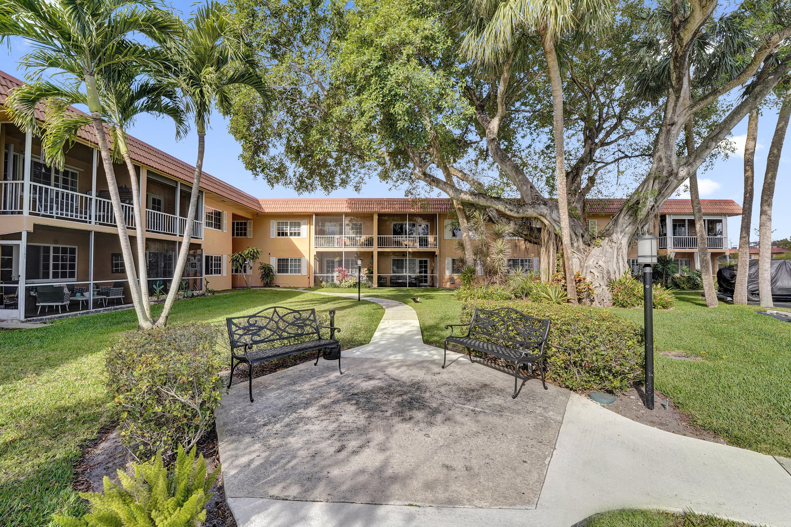 1930 NE 2nd Avenue 117l, Wilton Manors, FL 33305 — photo 35 of 38