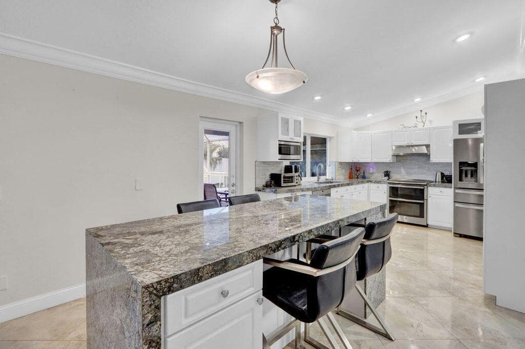 2665 NW 41st Street, Boca Raton, FL 33434 — photo 8 of 24