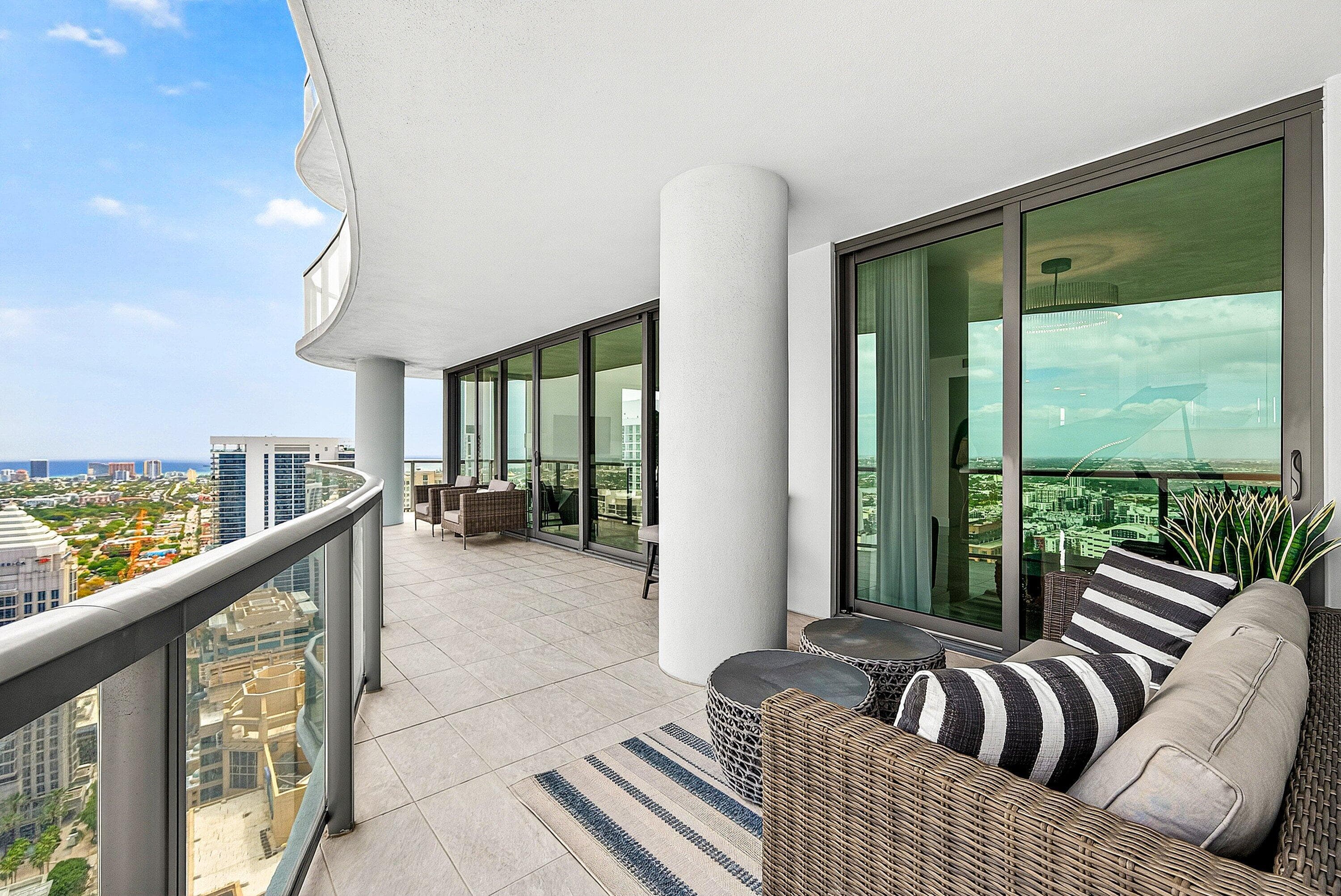 100 E Las Olas Boulevard 4301, Fort Lauderdale, FL 33301 — photo 10 of 61