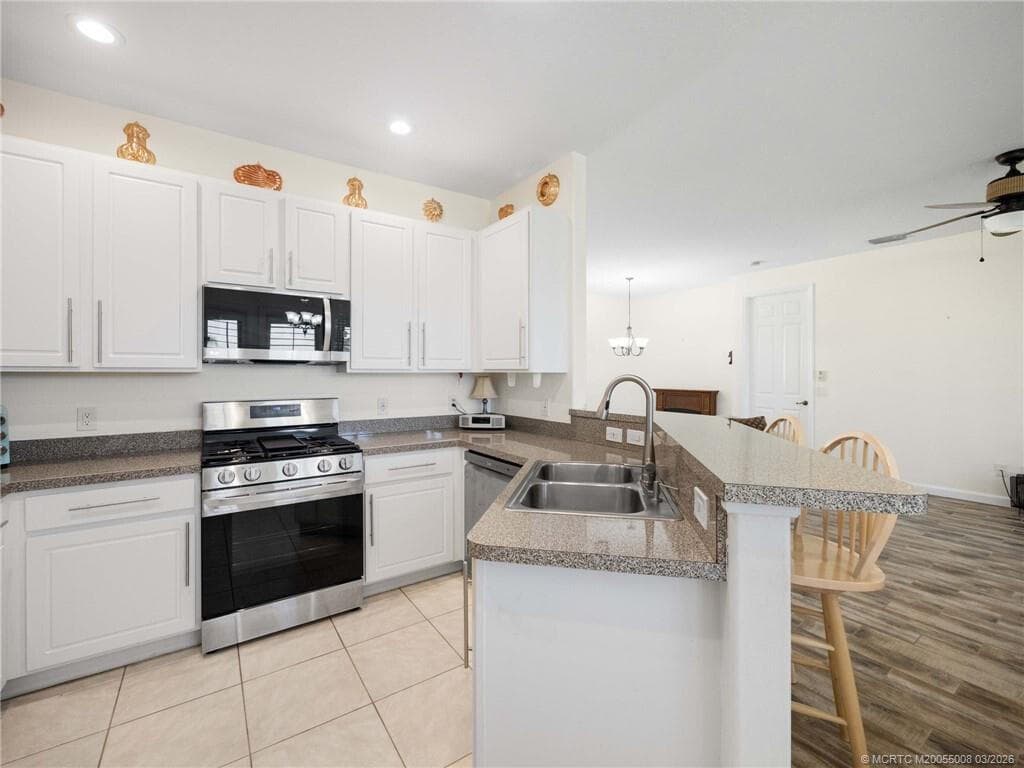155 56th Drive SW, Vero Beach, FL 32968 — photo 7 of 24