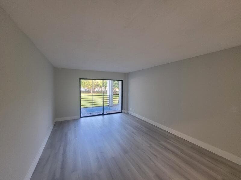 5917 Via Vermilya 206, Lake Worth, FL 33462 — photo 43 of 77