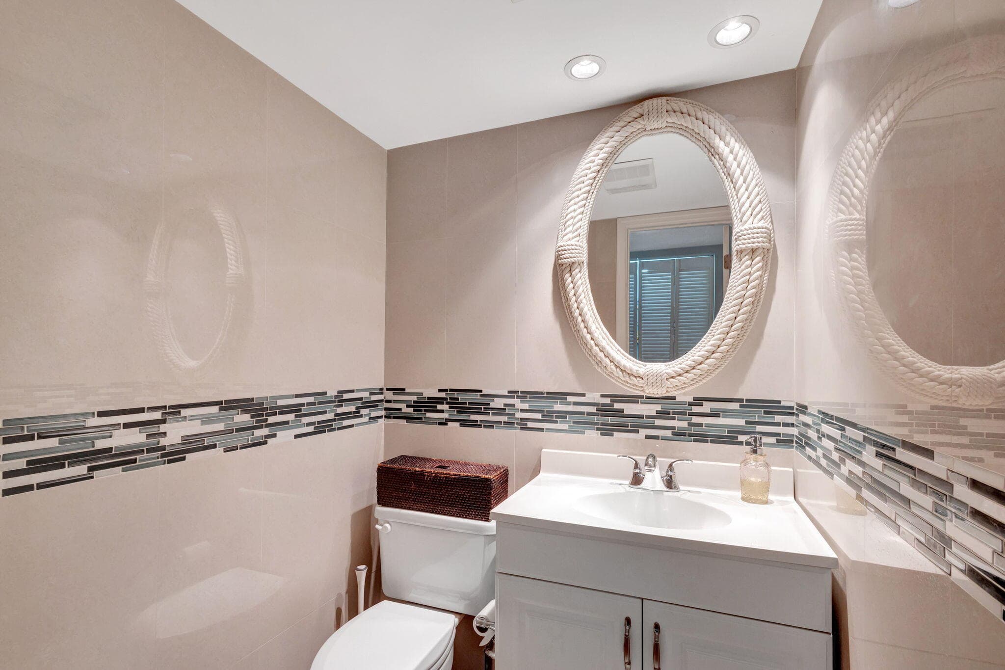 4201 S Ocean Boulevard K2, South Palm Beach, FL 33480 — photo 17 of 39
