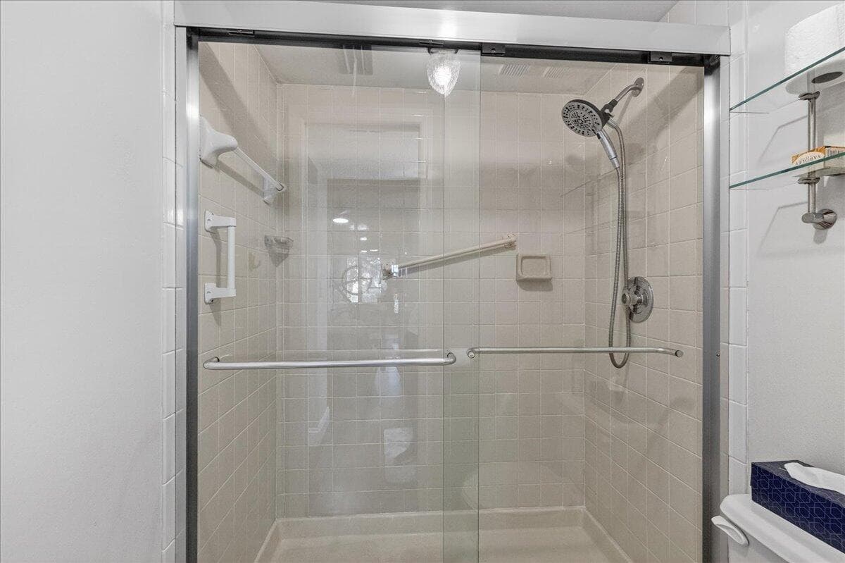 7633 Tahiti Lane 101, Lake Worth, FL 33467 — photo 18 of 26