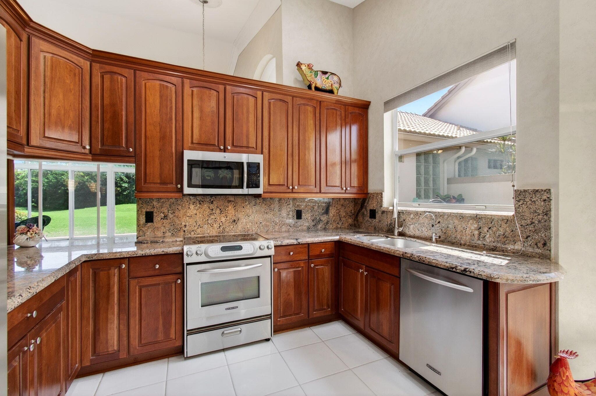 8864 Shoal Creek Lane, Boynton Beach, FL 33472 — photo 5 of 52