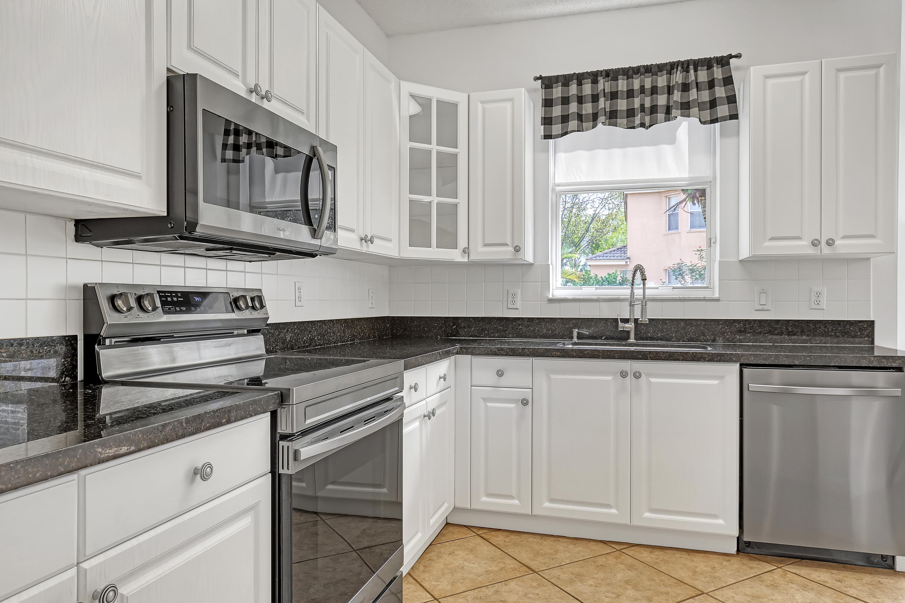 2465 Westmont Lane, Royal Palm Beach, FL 33411 — photo 21 of 60