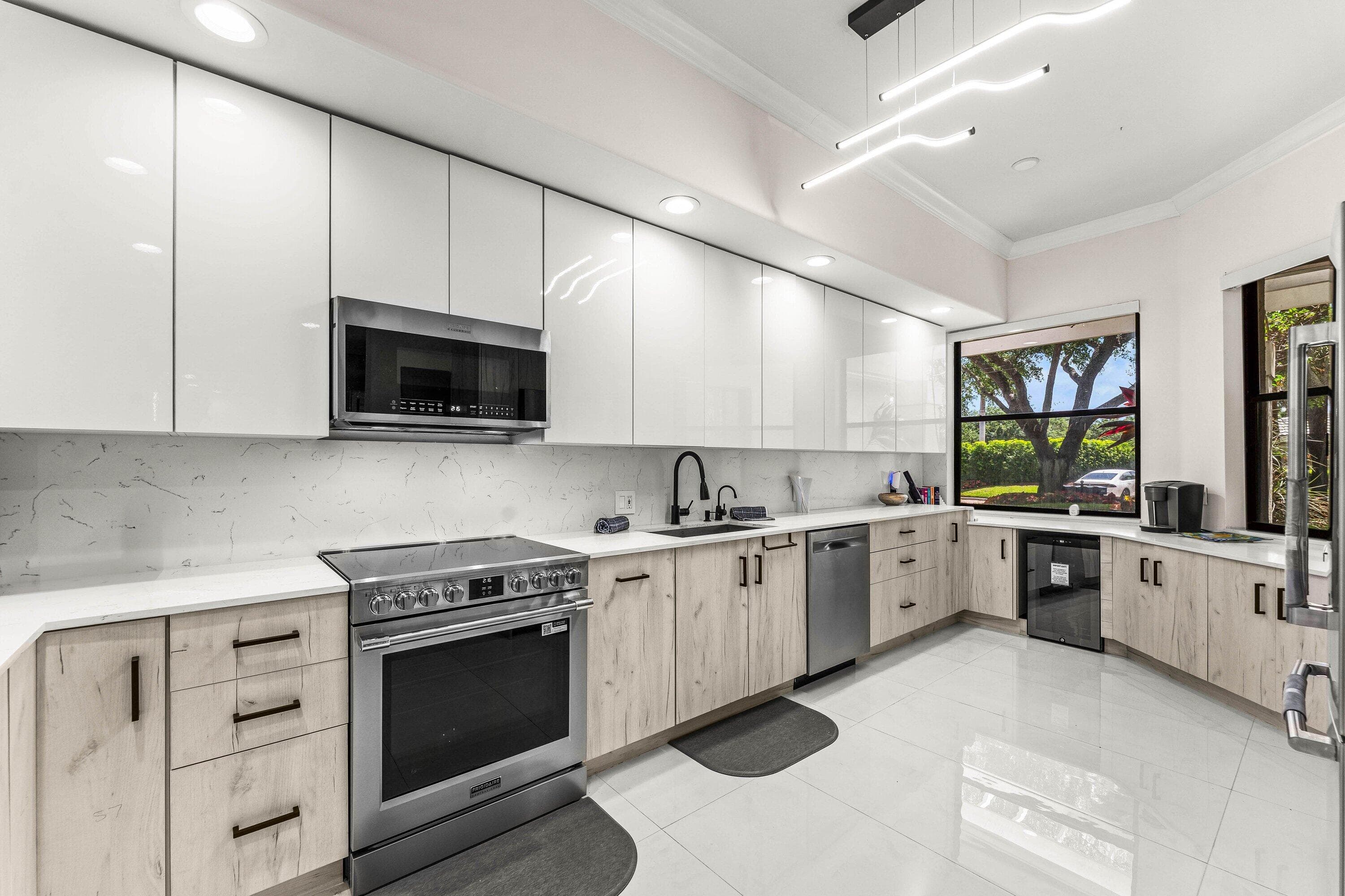 17541 Ashbourne Lane A, Boca Raton, FL 33496 — photo 1 of 45