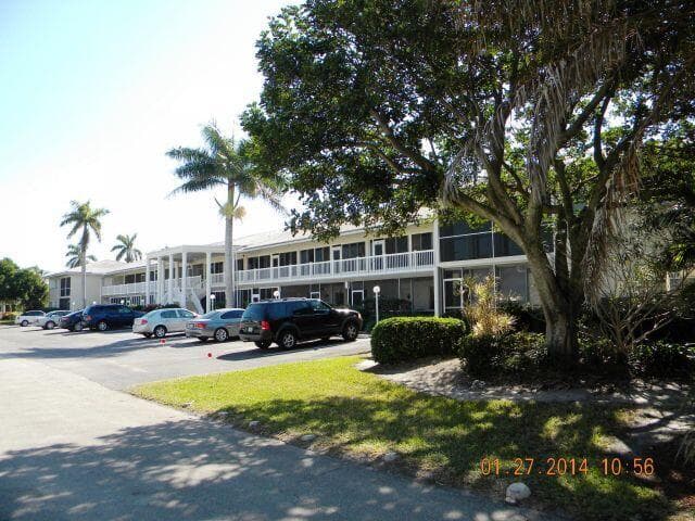 2734 NE 27th Court 4, Lighthouse Point, FL 33064 — photo 1 of 1