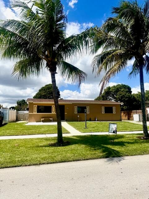 1481 SW 7th Terrace, Deerfield Beach, FL 33441 — photo 2 of 32