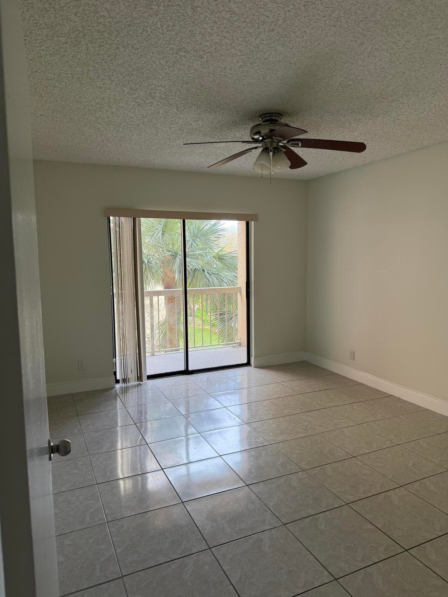 8343 Lake Drive 207, Doral, FL 33166 — photo 11 of 31