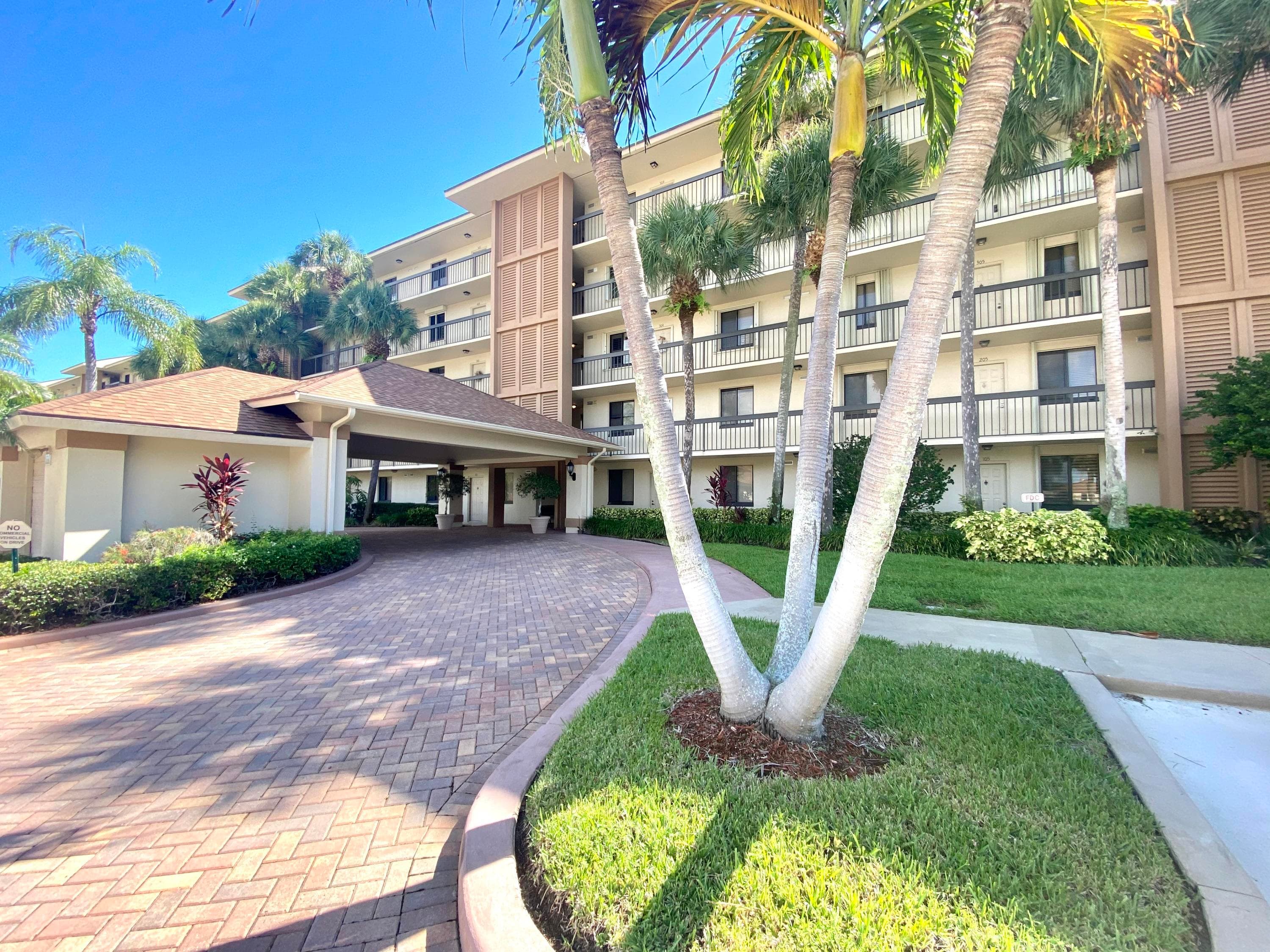 2301 Marina Isle Way Unit 503, Jupiter, FL 33477 — photo 11 of 45