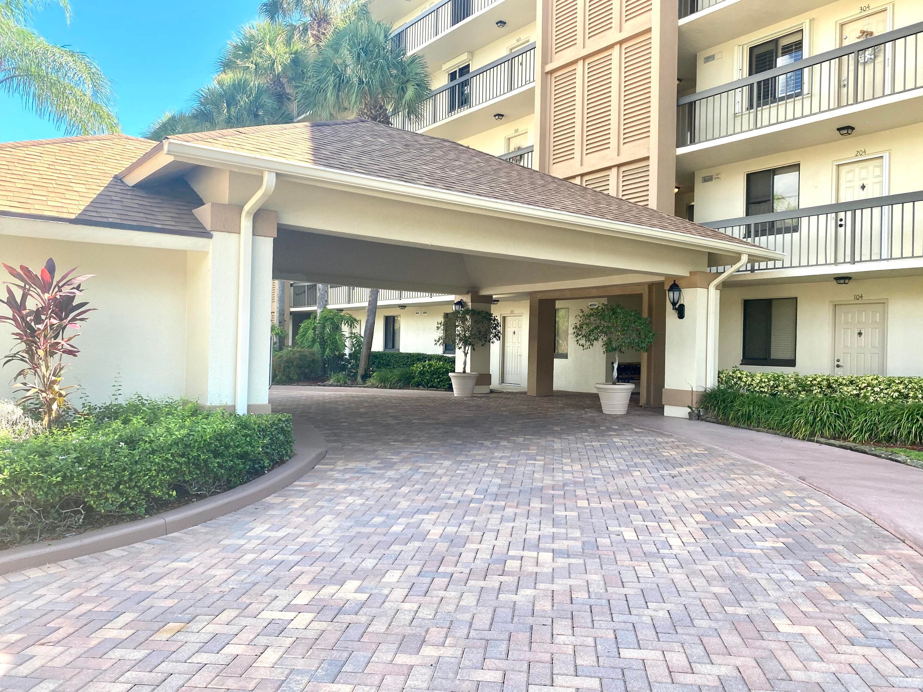 2301 Marina Isle Way Unit 503, Jupiter, FL 33477 — photo 28 of 45