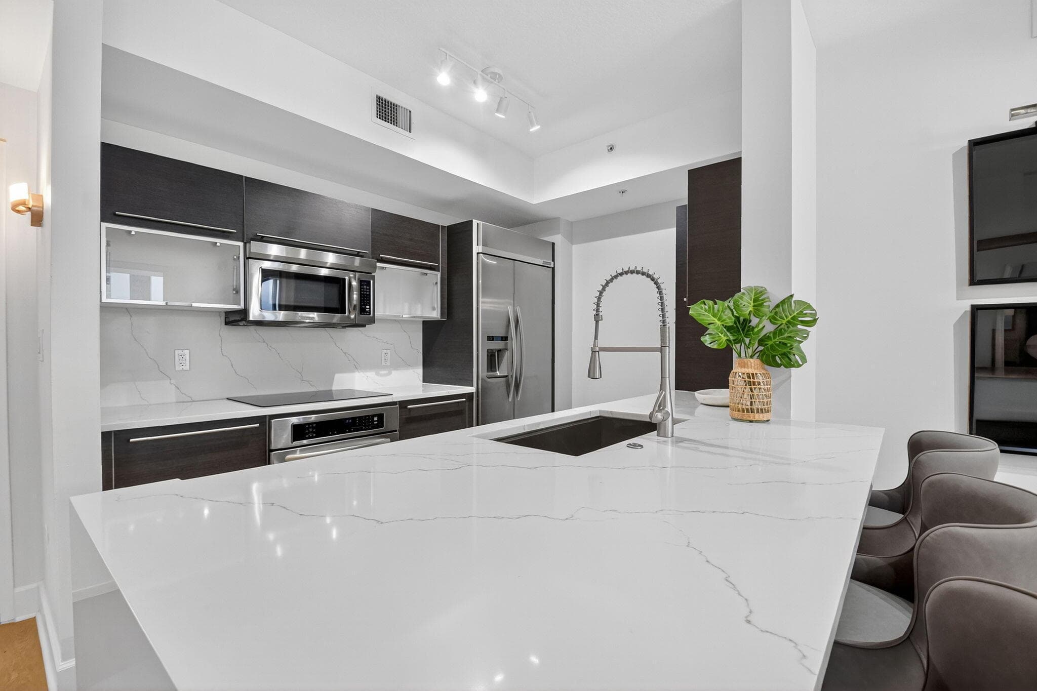 550 Okeechobee Boulevard 720, West Palm Beach, FL 33401 — photo 11 of 119