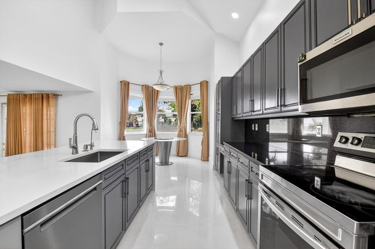 2191 Balsan Way, Wellington, FL 33414 — photo 14 of 68