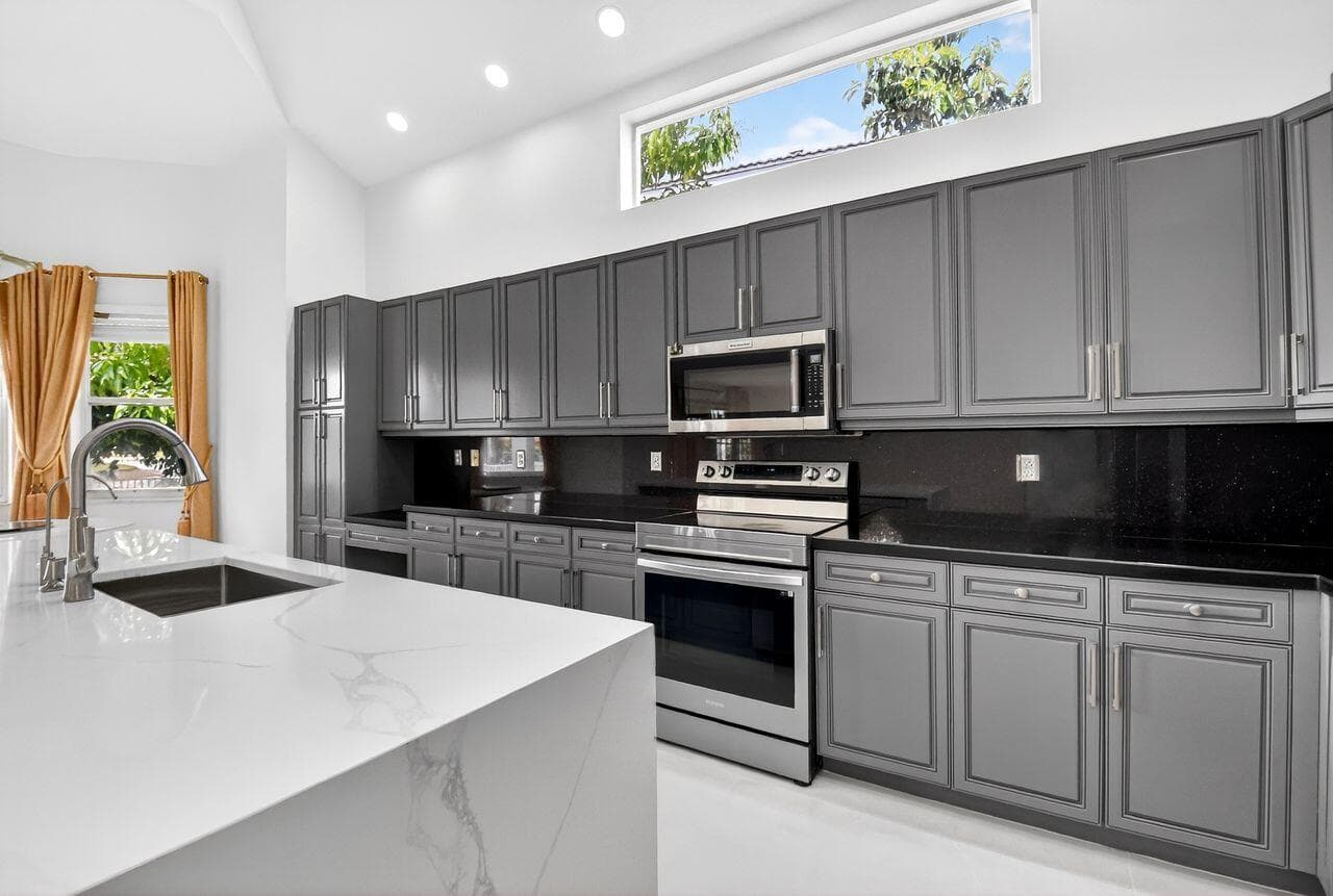 2191 Balsan Way, Wellington, FL 33414 — photo 13 of 68