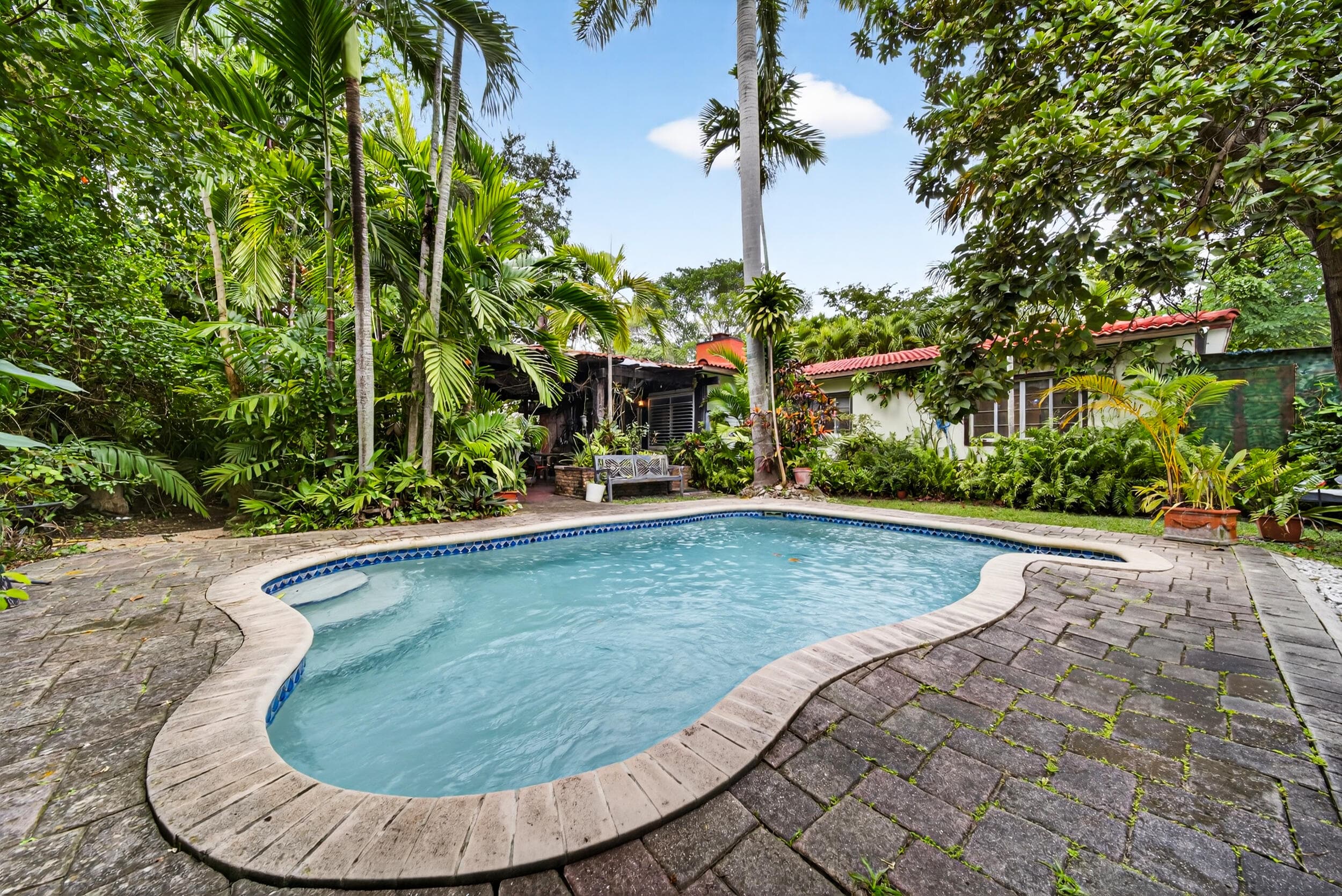 320 San Sebastian Avenue, Coral Gables, FL 33134 — photo 30 of 54
