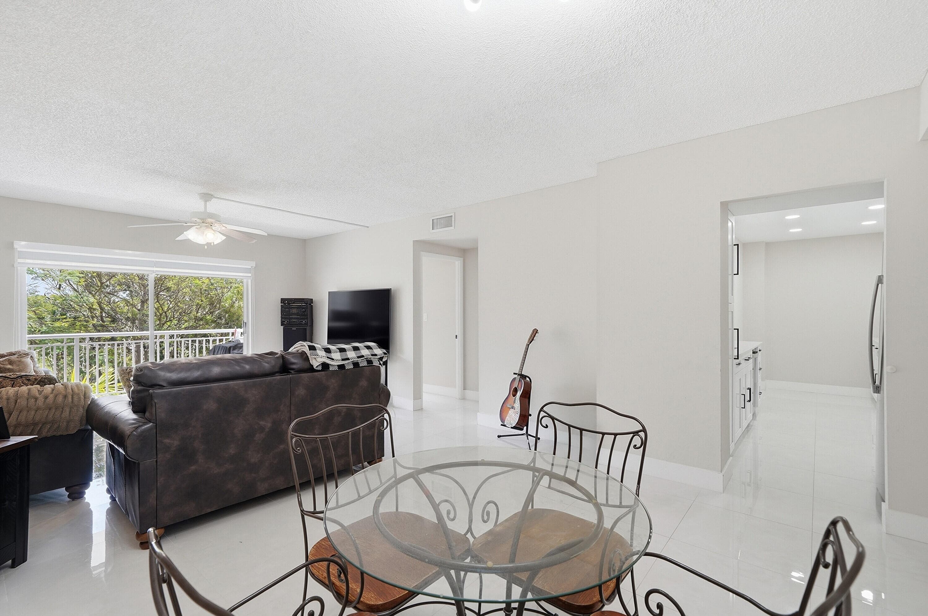 3800 Hillcrest Drive 310, Hollywood, FL 33021 — photo 18 of 35