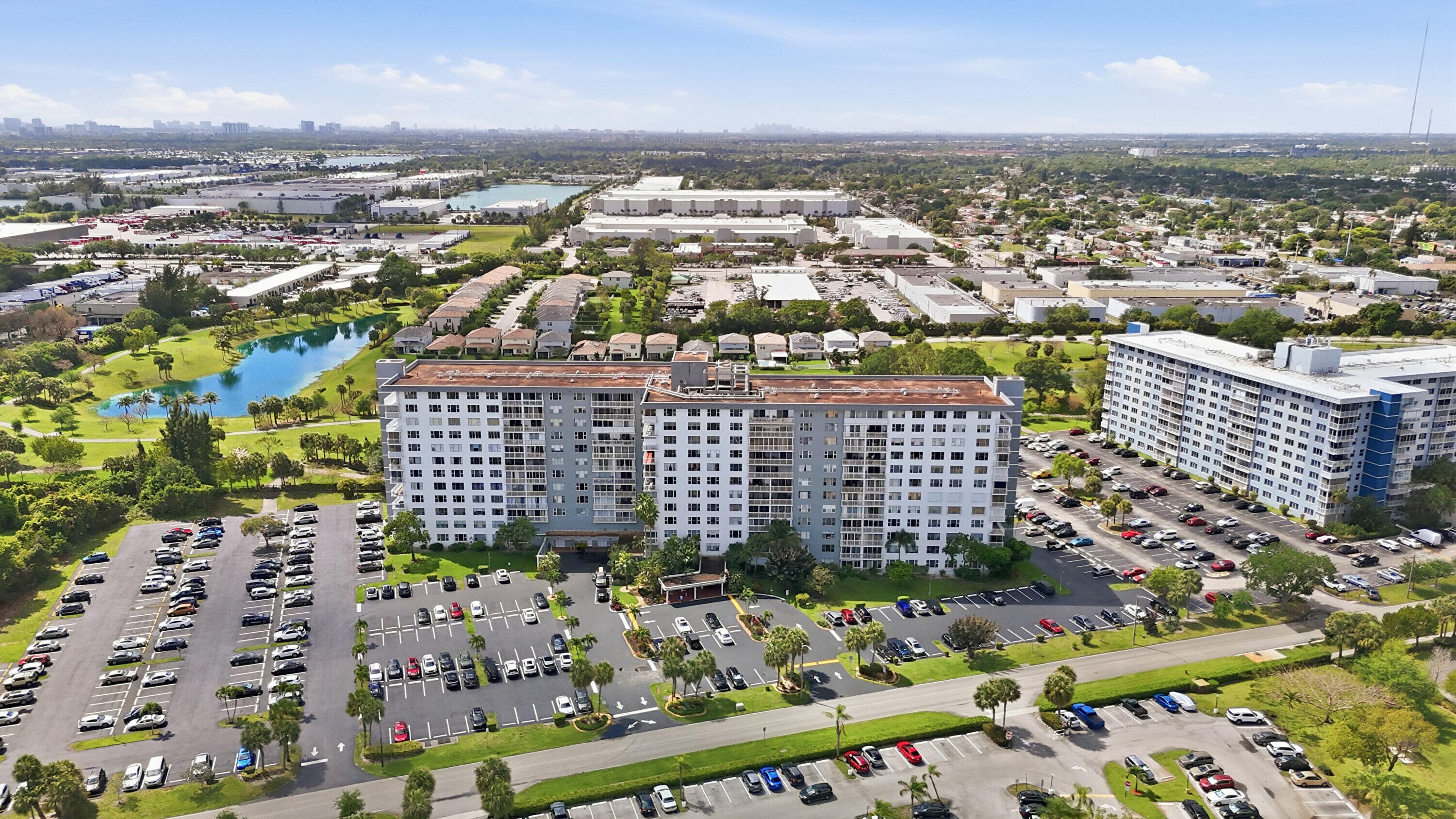 3800 Hillcrest Drive 310, Hollywood, FL 33021 — photo 21 of 35