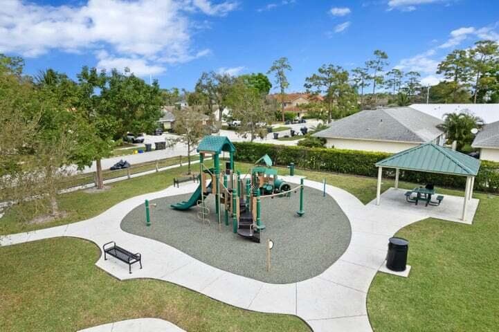 1434 Hawthorne Place, Wellington, FL 33414 — photo 12 of 21