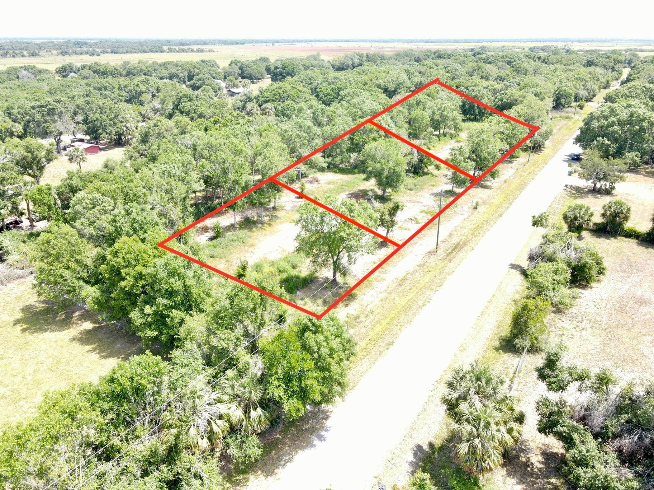 7877 NW 93rd Court, Okeechobee, FL 34972 — photo 4 of 4