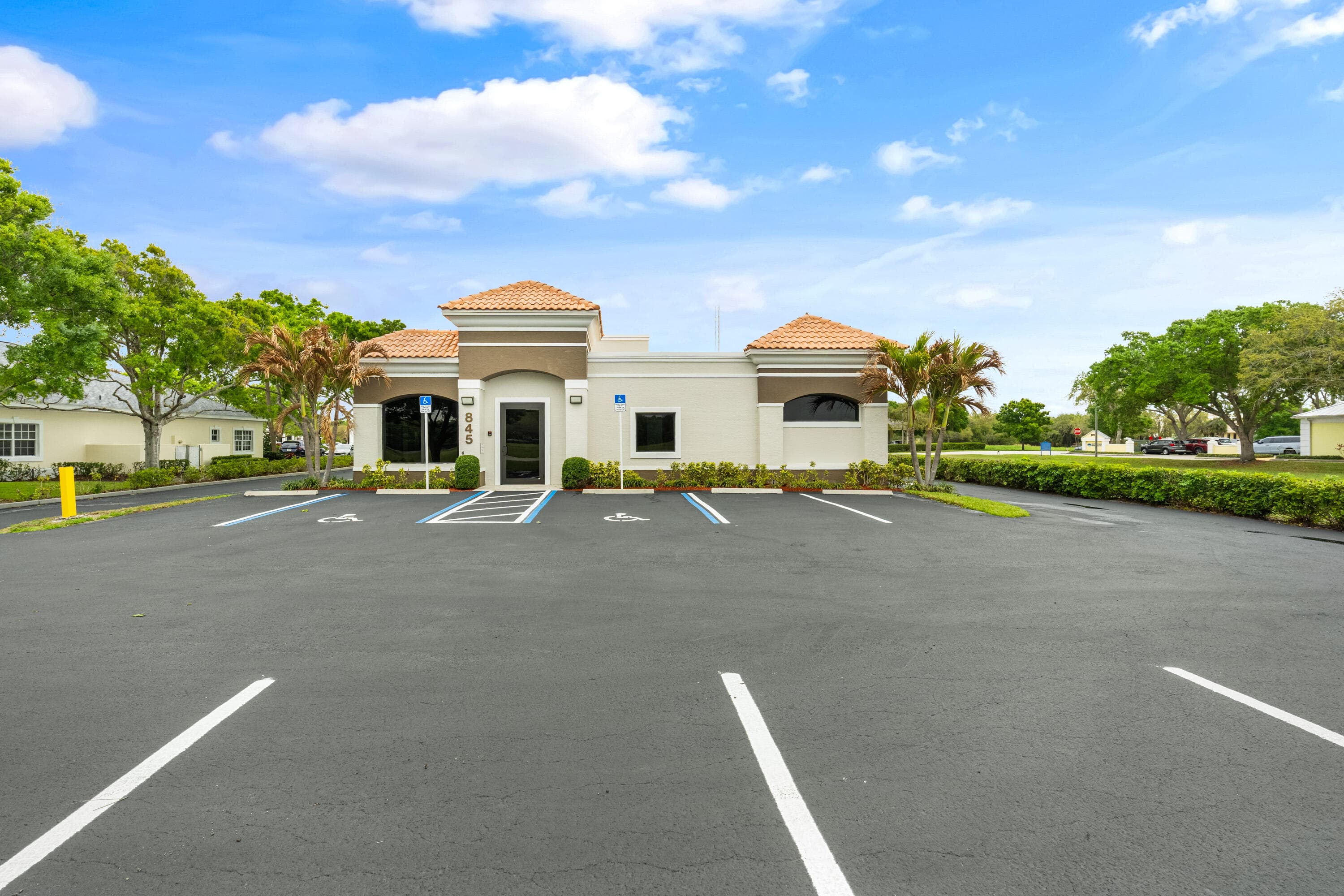 845 37th Place, Vero Beach, FL 32960 — photo 7 of 41