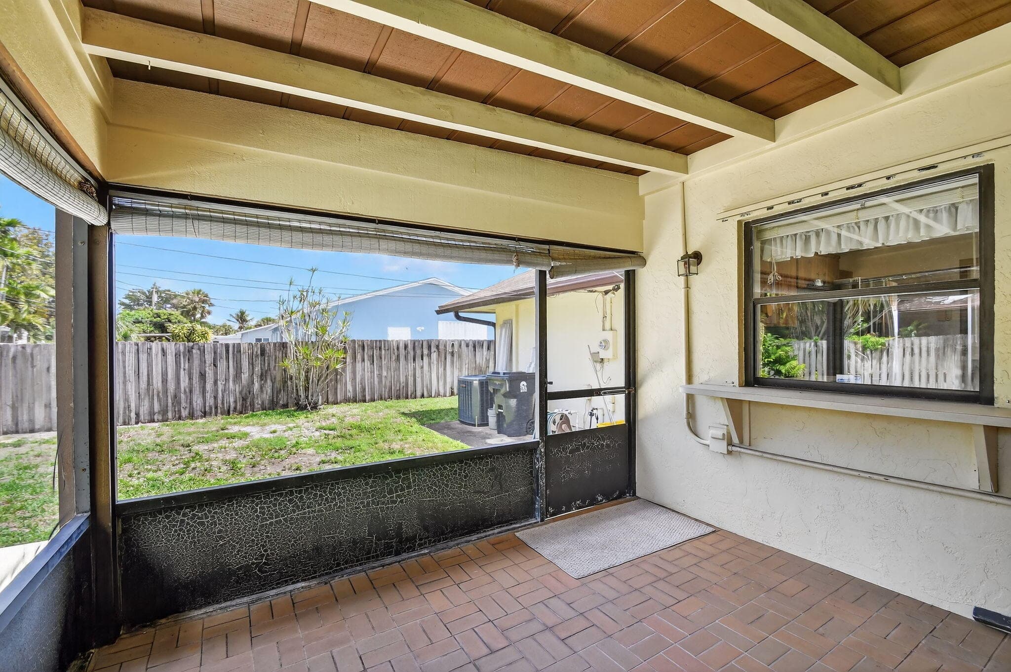 68 W Arch Drive, Lake Worth, FL 33467 — photo 9 of 34