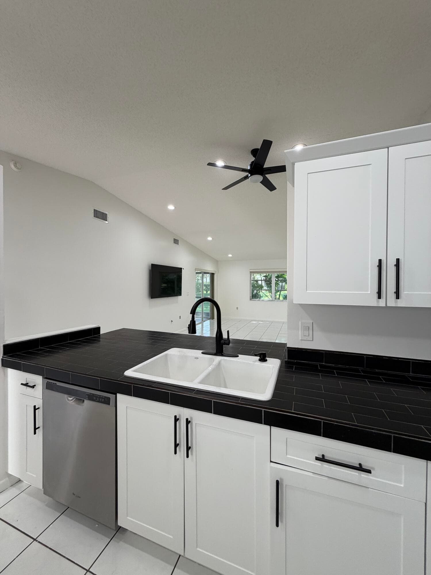 6356 Pointe Pleasant Circle G, Delray Beach, FL 33484 — photo 7 of 31