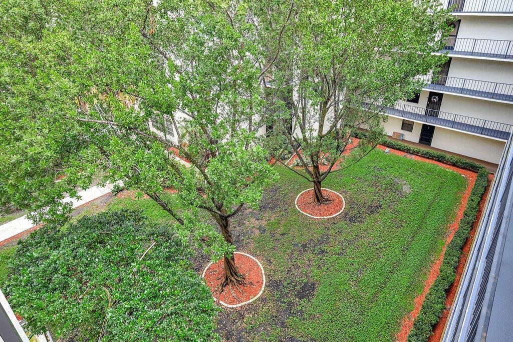 6190 Woodlands Boulevard 311, Tamarac, FL 33319 — photo 9 of 35