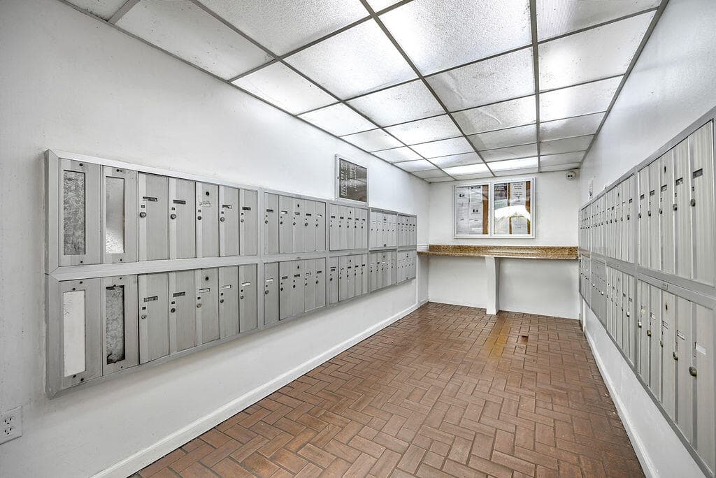 6190 Woodlands Boulevard 311, Tamarac, FL 33319 — photo 10 of 35