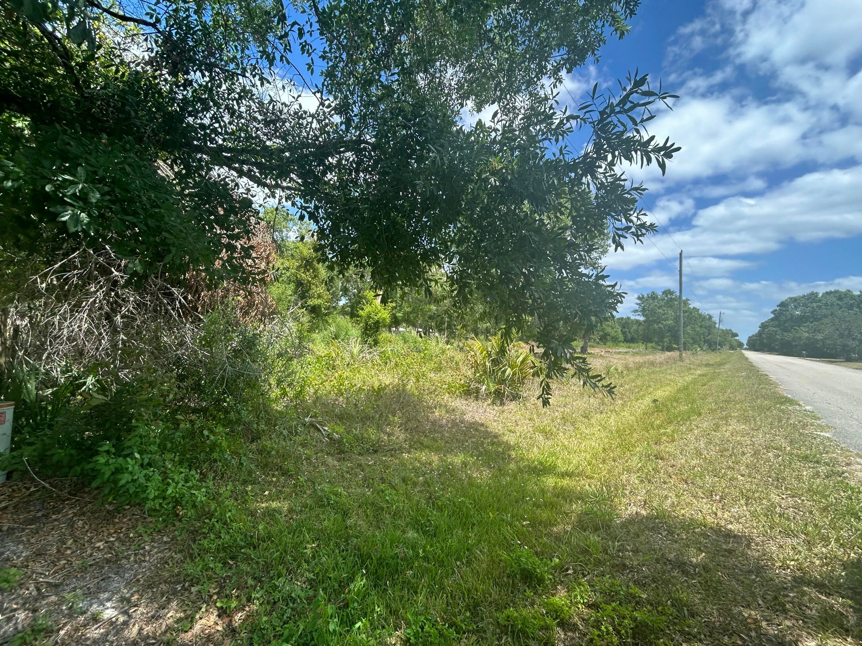 7771 NW 93rd Court, Okeechobee, FL 34972 — photo 1 of 4