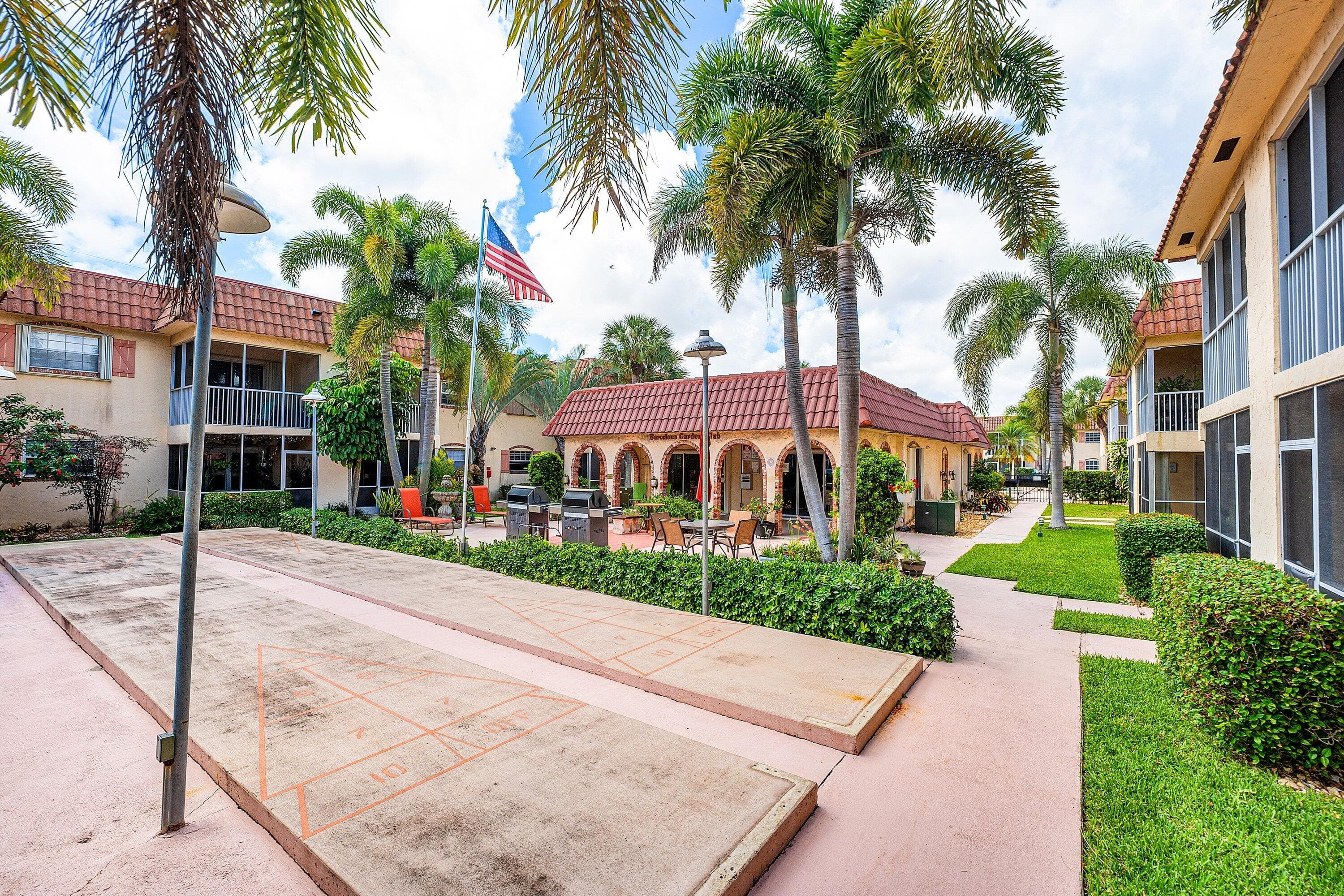 101 E Mcnab Road 304, Pompano Beach, FL 33060 — photo 23 of 30