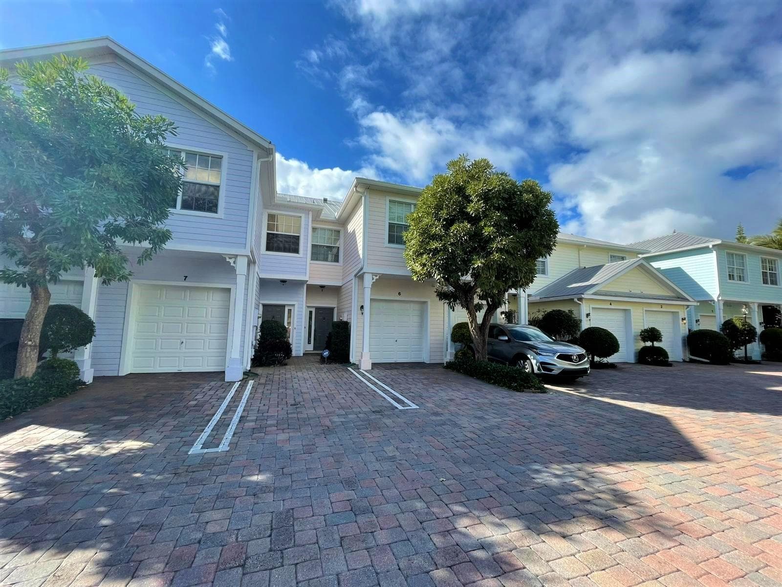 902 S Federal Highway 6, Lake Worth Beach, FL 33460 — photo 1 of 34