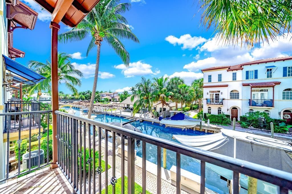 824 Virginia Garden Drive, Boynton Beach, FL 33435 — photo 2 of 52