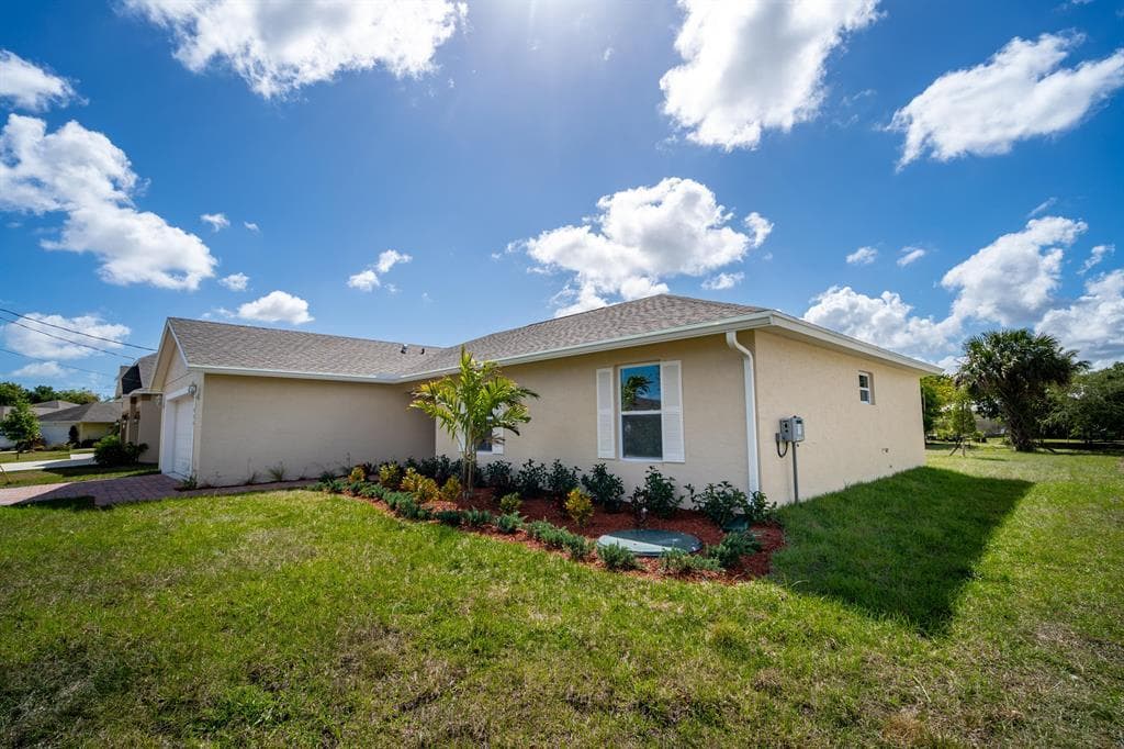 986 SW Romaine Lane, Port St. Lucie, FL 34953 — photo 3 of 14