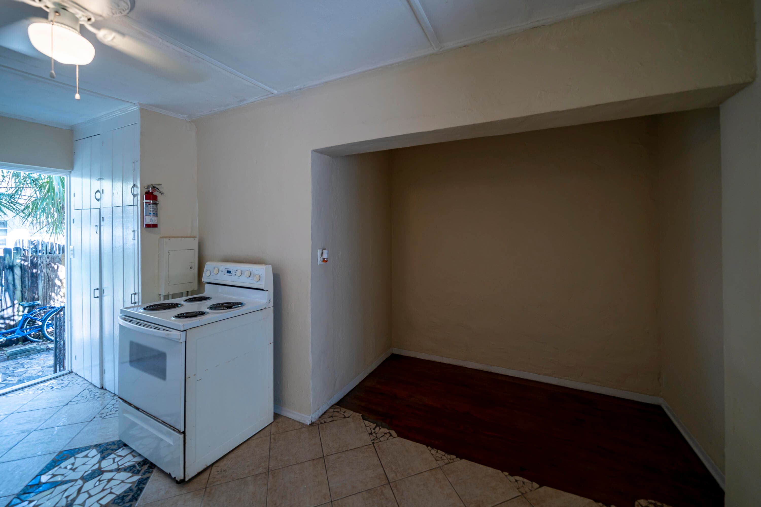 523 NE 2nd Avenue 2, Fort Lauderdale, FL 33301 — photo 13 of 15