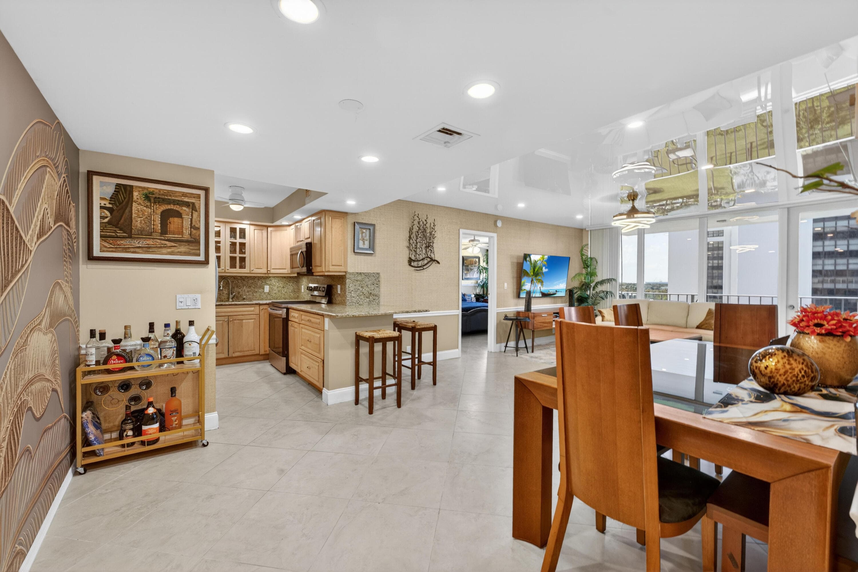 336 Golfview Road 704, North Palm Beach, FL 33408 — photo 5 of 24