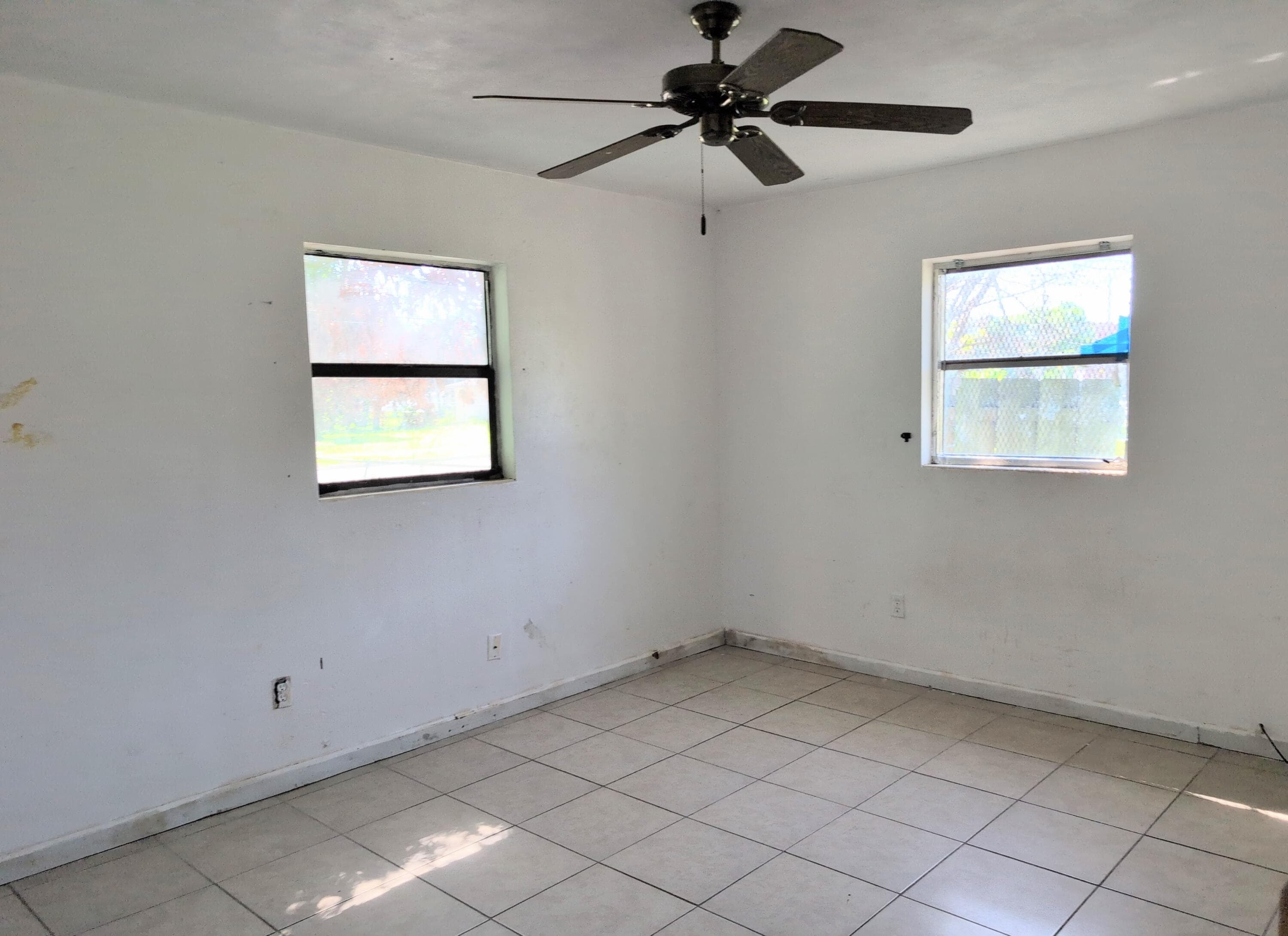 521 N 22nd Street, Fort Pierce, FL 34950 — photo 5 of 13