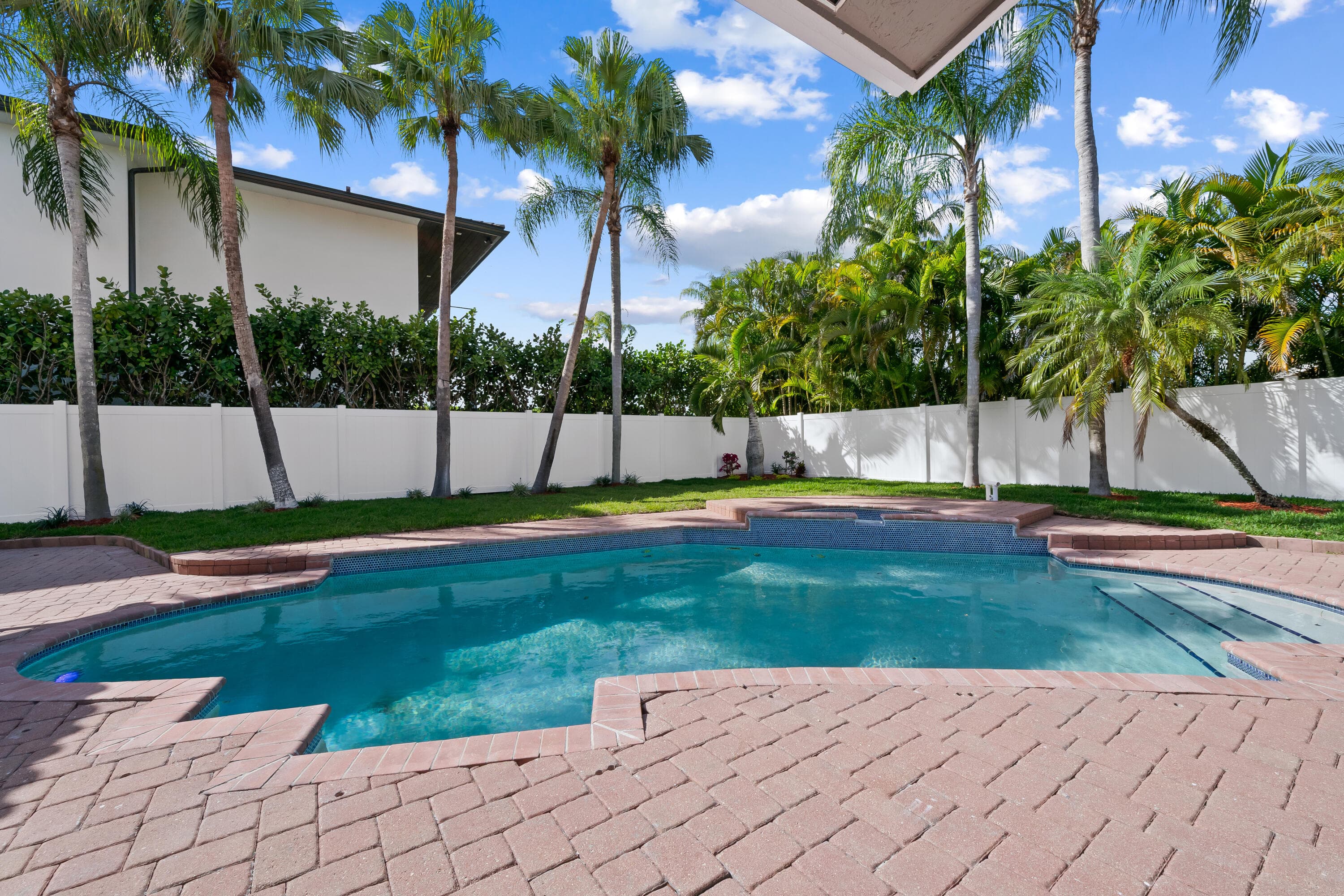 10141 SW 3rd Street, Plantation, FL 33324 — photo 2 of 73